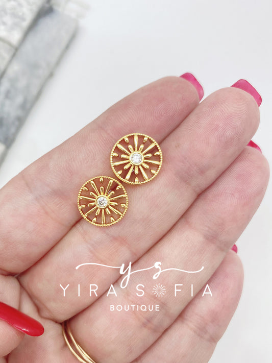 Yira Sofia Stud Earrings